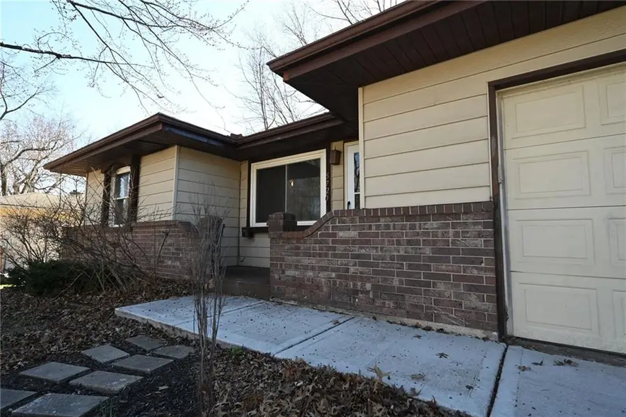 5720 N Drury Avenue, Kansas City, MO 64119 - #3