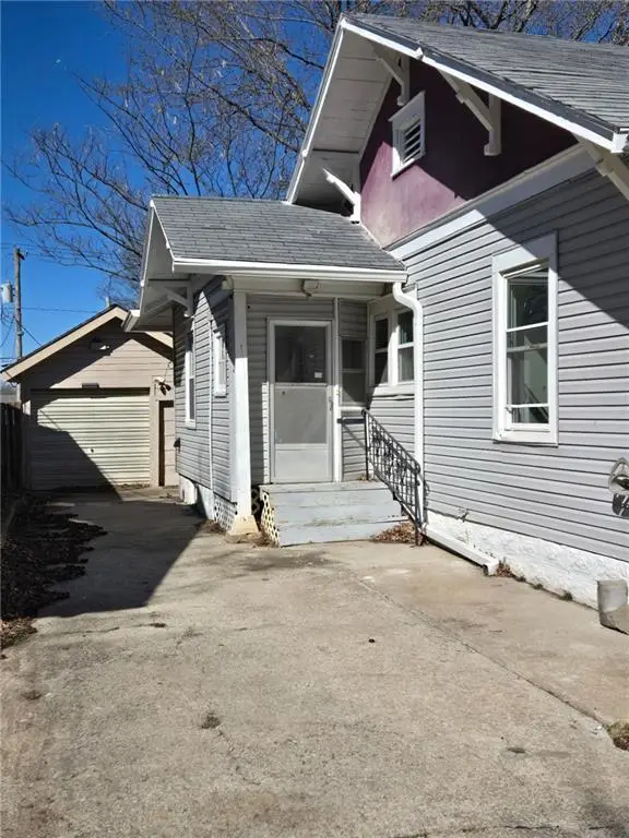 1036 Brown Avenue, Osawatomie, KS 66064 - #3