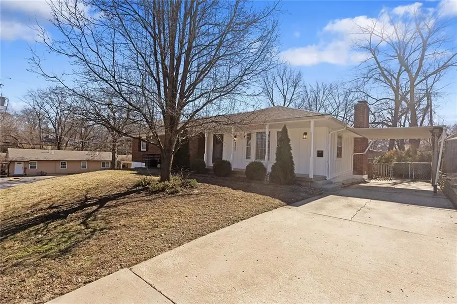 9807 Jewell Court, Independence, MO 64052 - #3