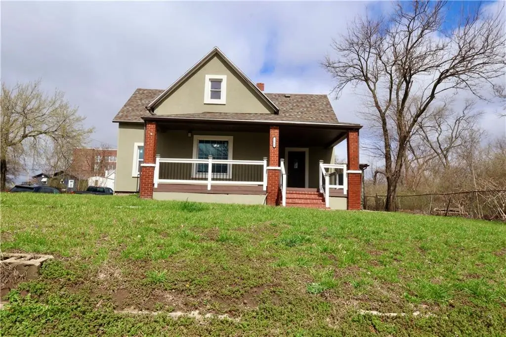 330 Garfield Avenue, Kansas City, KS 66101 - #1