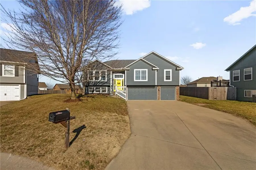 2109 NW Sweetgum Court, Grain Valley, MO 64029 - #2