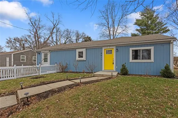 4811 NW Northmoor Street, Northmoor, MO 64151