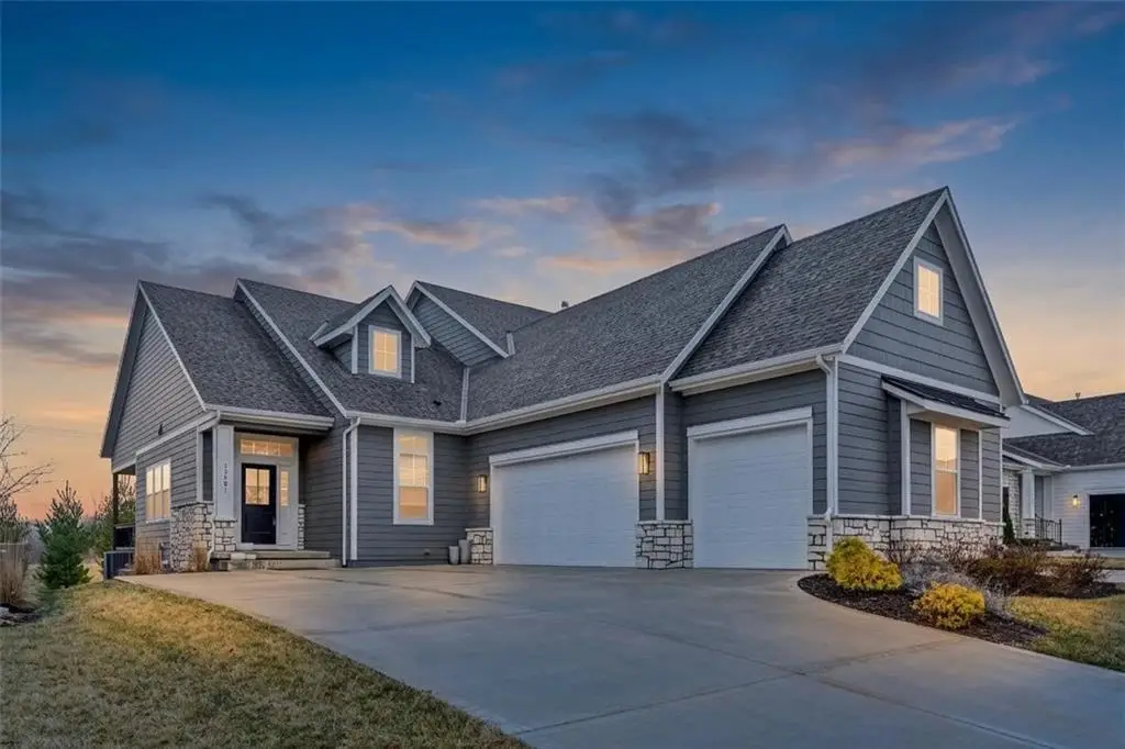 13401 W 174th Place, Overland Park, KS 66221 - #1