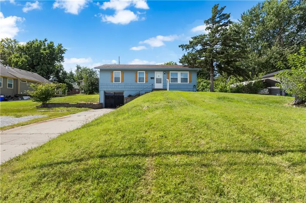 6206 NE Antioch Road, Kansas City, MO 64119 - #1