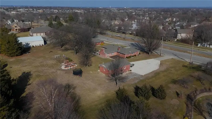 15590 Antioch Road, Overland Park, KS 66221 - #2