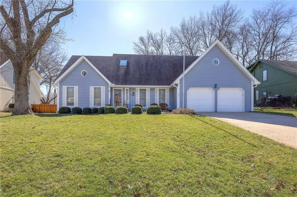 1941 E Frontier Lane, Olathe, KS 66062 - #1