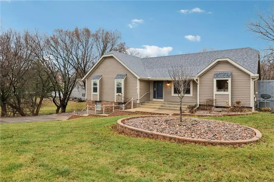 19985 W 119th Street, Olathe, KS 66061 - #3