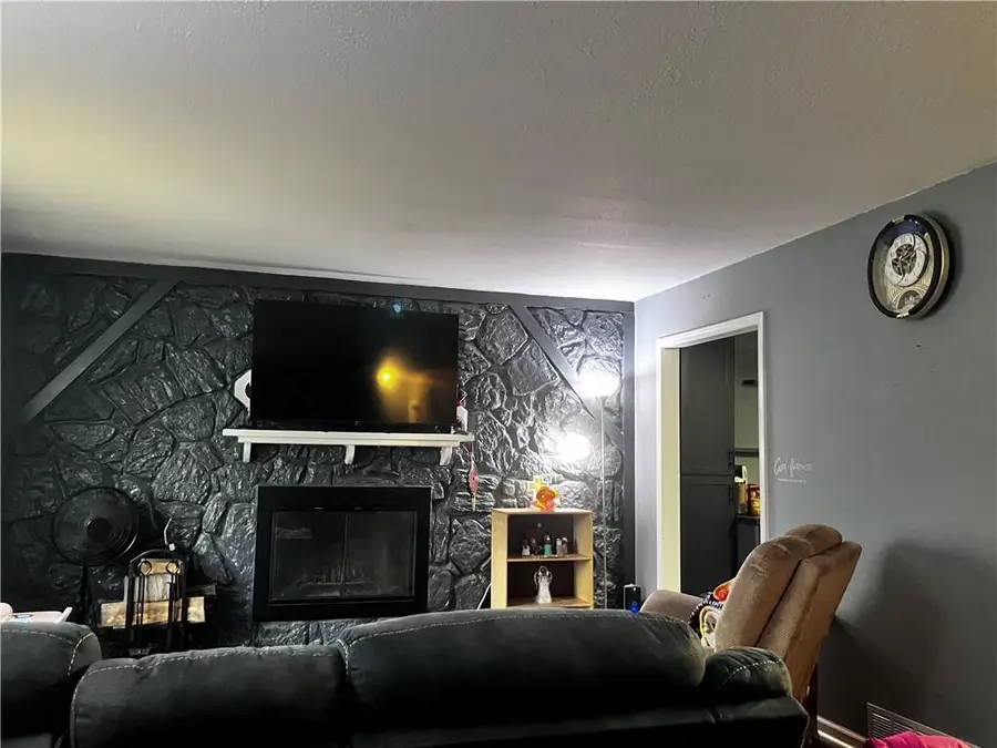 1204 Blueberry Drive, Harrisonville, MO 64701 - #3