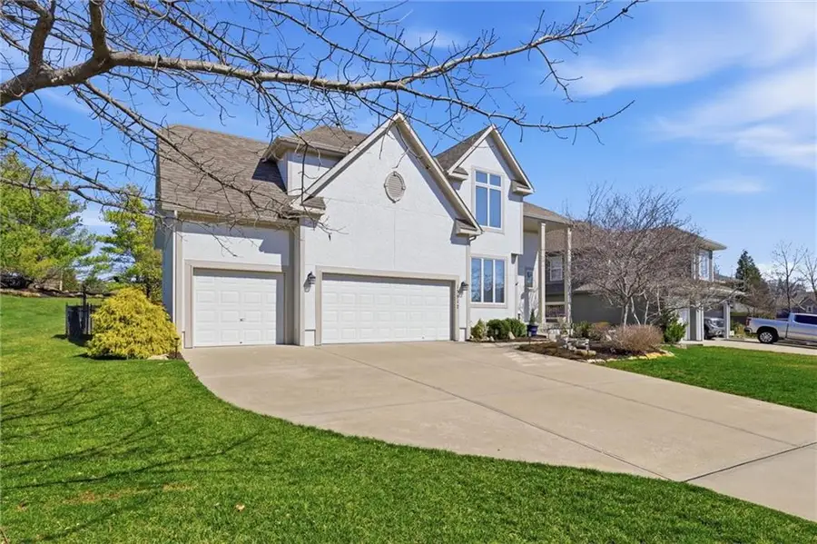 15917 Ballentine Street, Overland Park, KS 66221 - #3