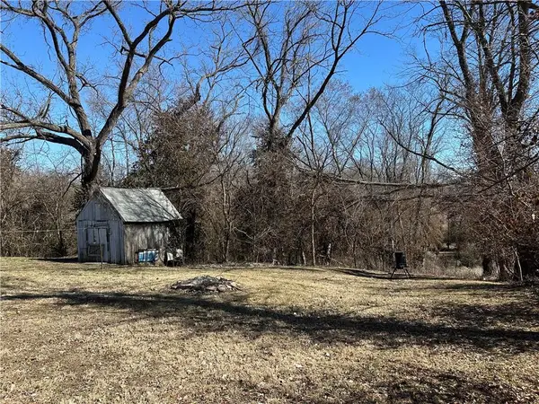 124 S 6th Street, Lexington, MO 64067