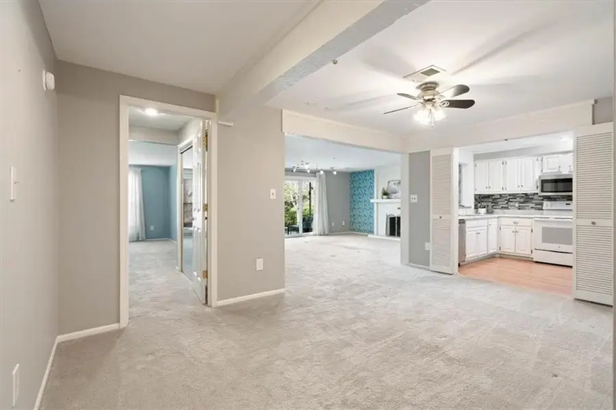 10712 Glenwood Street #B, Overland Park, KS 66211 - #3