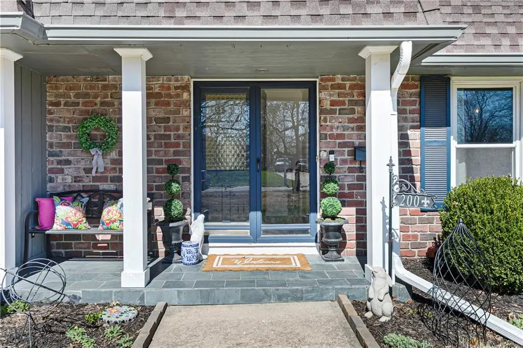 200 W 114th Street, Kansas City, MO 64114 - #1