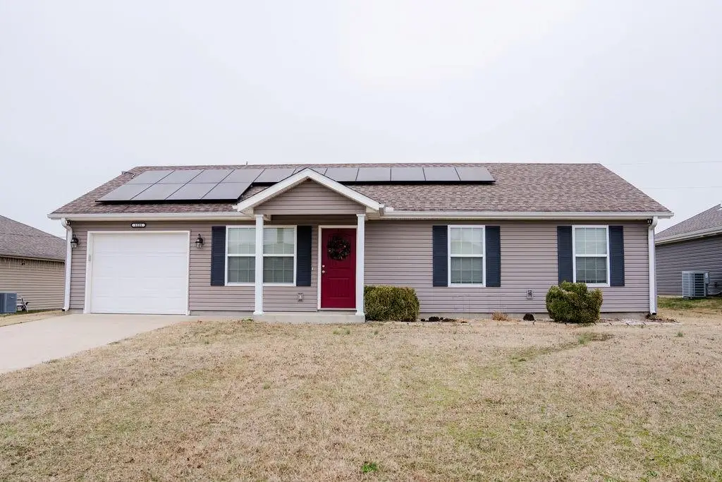 1221 Montana Place, Joplin, MO 64804 - #1