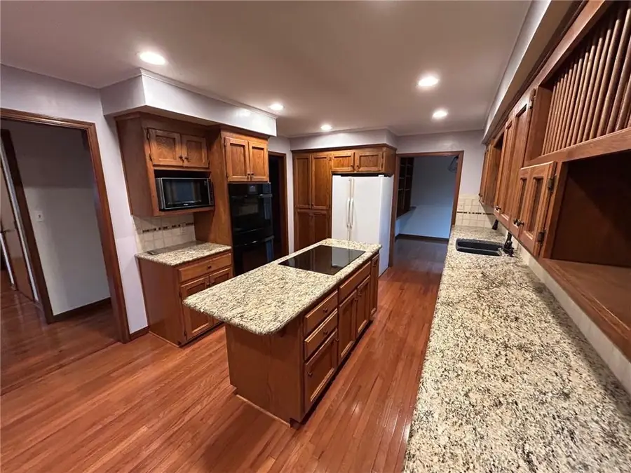 15150 E Quaker Road, Nevada, MO 64772 - #3