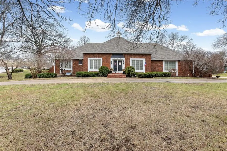 11222 Holly Street, Kansas City, MO 64114 - #2