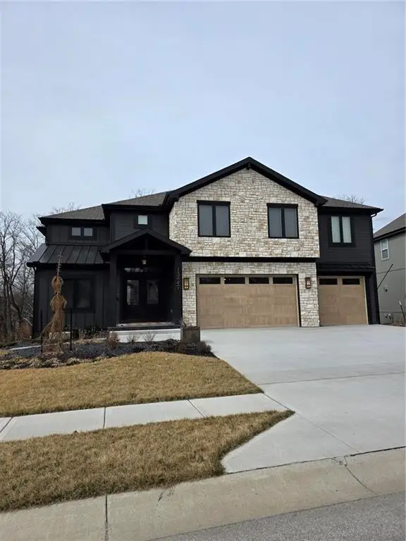 13447 Terrace Park Drive, Kansas City, MO 64152