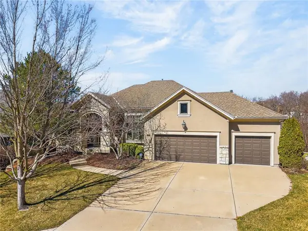 6110 Westwood Court, Parkville, MO 64152