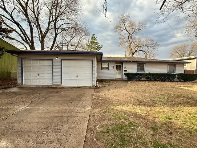 1727 W 26th Street, Lawrence, KS 66046 - #2