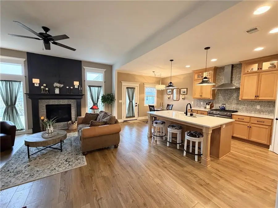 217 SW Davenport Drive, Blue Springs, MO 64014 - #3