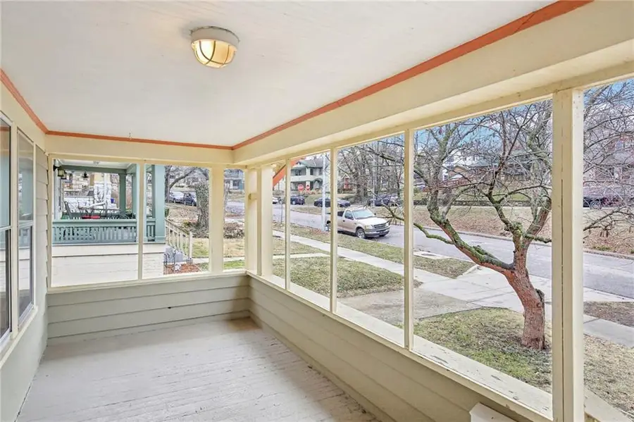 5001 Troostwood Road, Kansas City, MO 64110 - #3