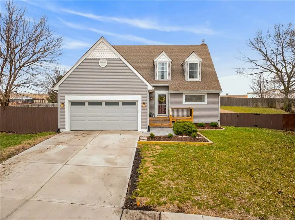 8509 NW Winter Avenue, Kansas City, MO 64153 - #1