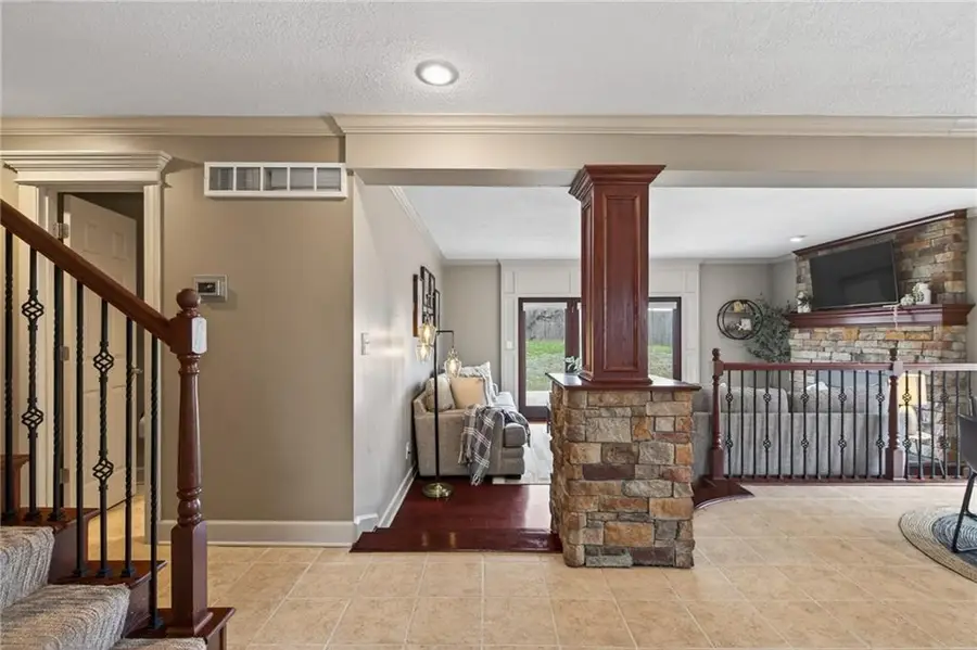 8509 NW Winter Avenue, Kansas City, MO 64153 - #3