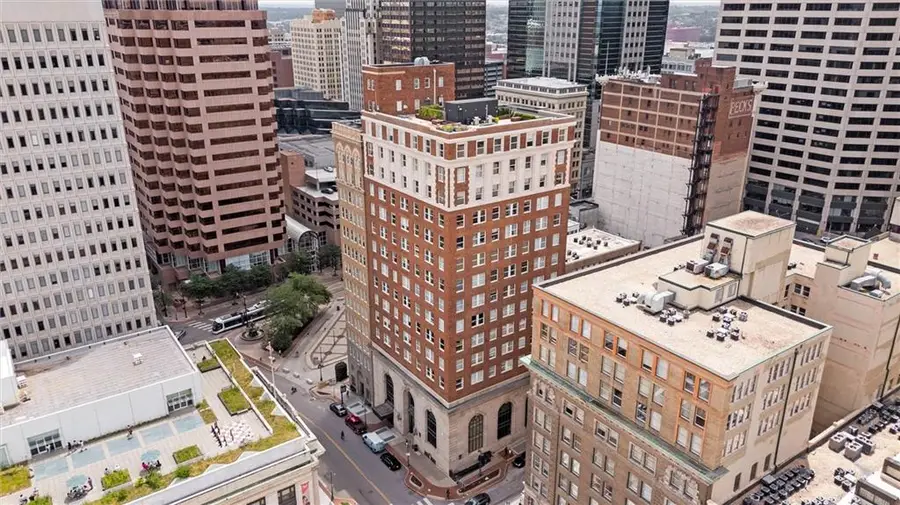 21 W 10th Street #9A, Kansas City, MO 64105 - #2