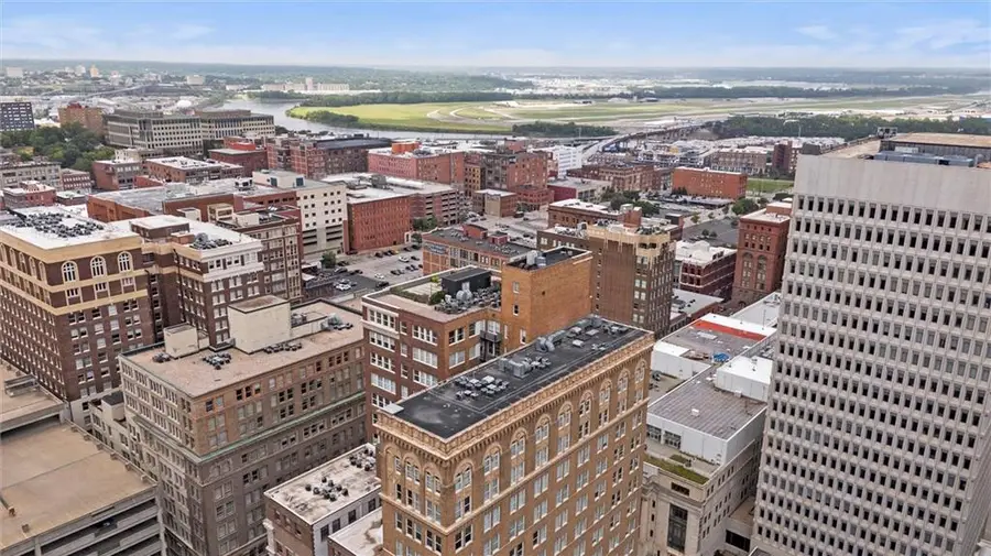 21 W 10th Street #9A, Kansas City, MO 64105 - #3