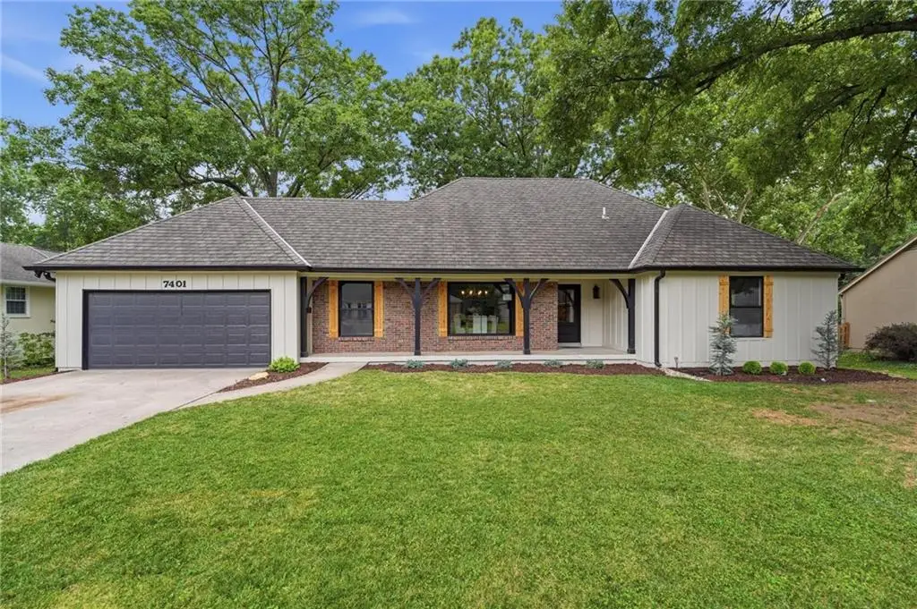 7401 W 101st Street, Overland Park, KS 66212 - #1