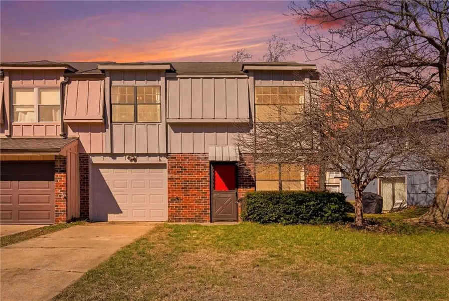 14100 Merrywood Lane, Grandview, MO 64030 - #2