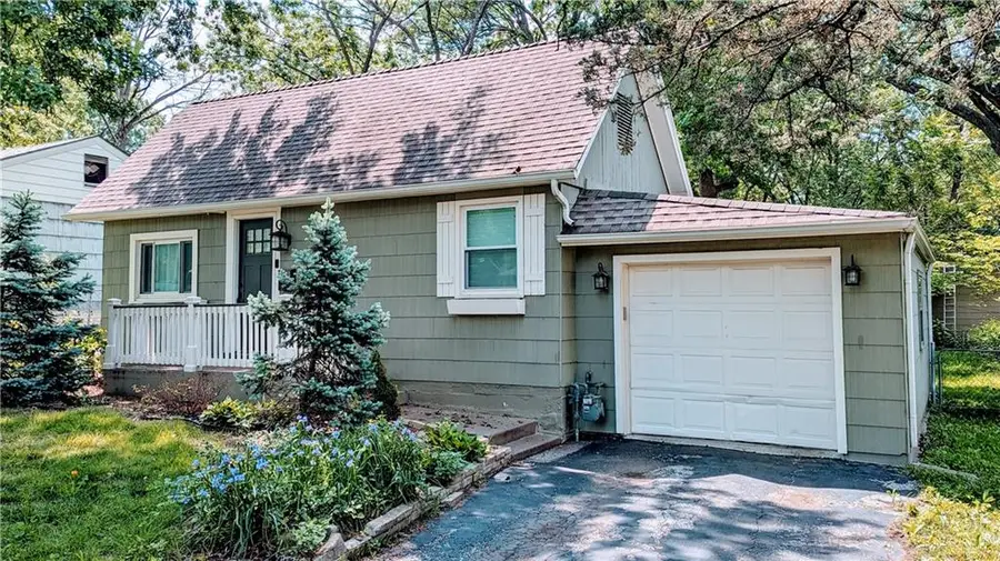 309 E 80th Terrace, Kansas City, MO 64114 - #2