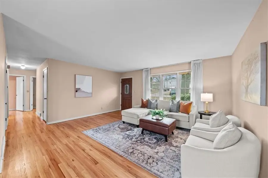 10205 Tracy Avenue, Kansas City, MO 64131 - #2