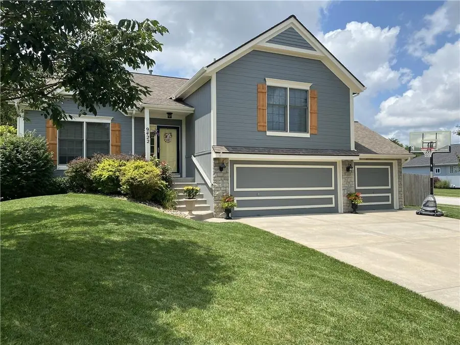 9422 N Campbell Court, Kansas City, MO 64155 - #3