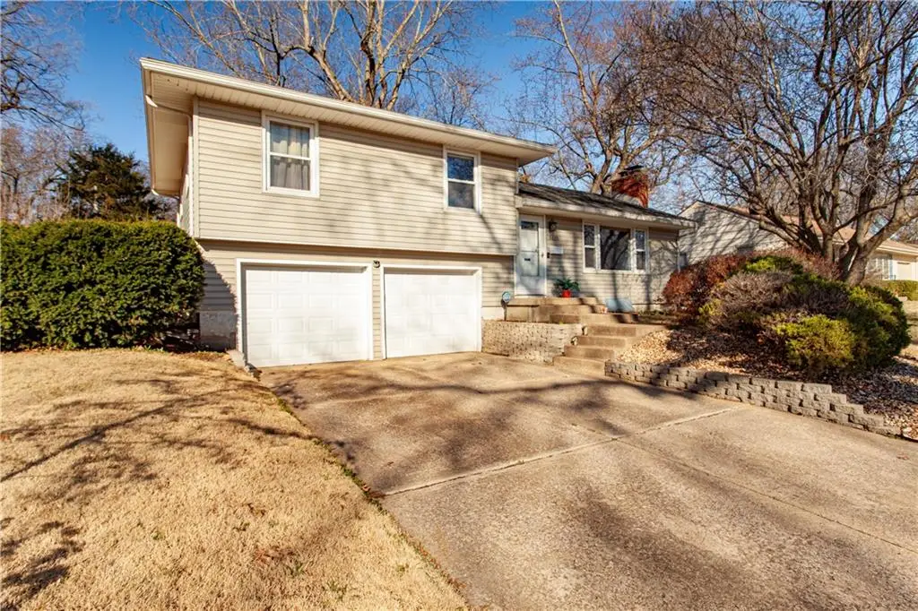 8800 Kentucky Avenue, Kansas City, MO 64138 - #1