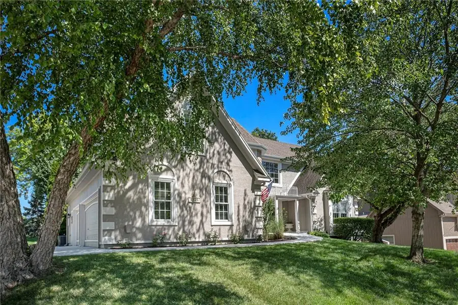 6735 NW Monticello Terrace, Parkville, MO 64152 - #2