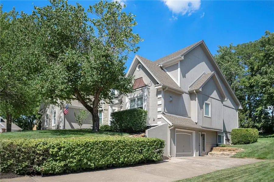 6735 NW Monticello Terrace, Parkville, MO 64152 - #3