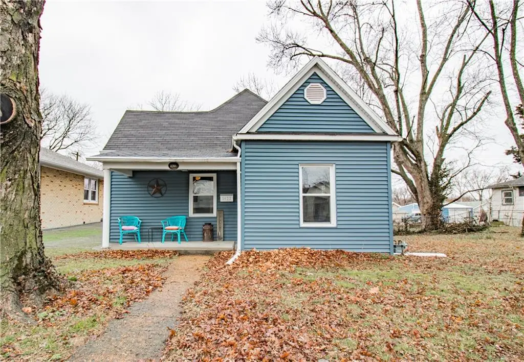 1422 S Grand Avenue, Sedalia, MO 65301 - #1