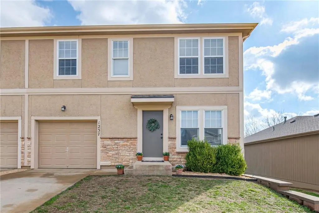 1237 Budd Circle, Kansas City, KS 66109 - #1