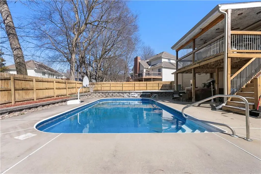 3304 S Cochise Avenue, Independence, MO 64057 - #1