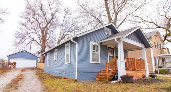 302 Cline Street, Pleasant Hill, MO 64080