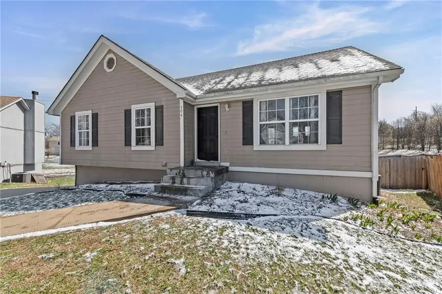 504 SE Chase Court, Blue Springs, MO 64014 - #2