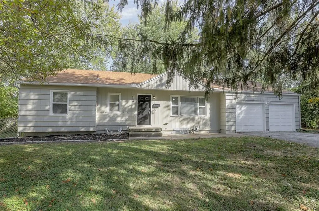7209 Oxford Avenue, Raytown, MO 64133 - #1