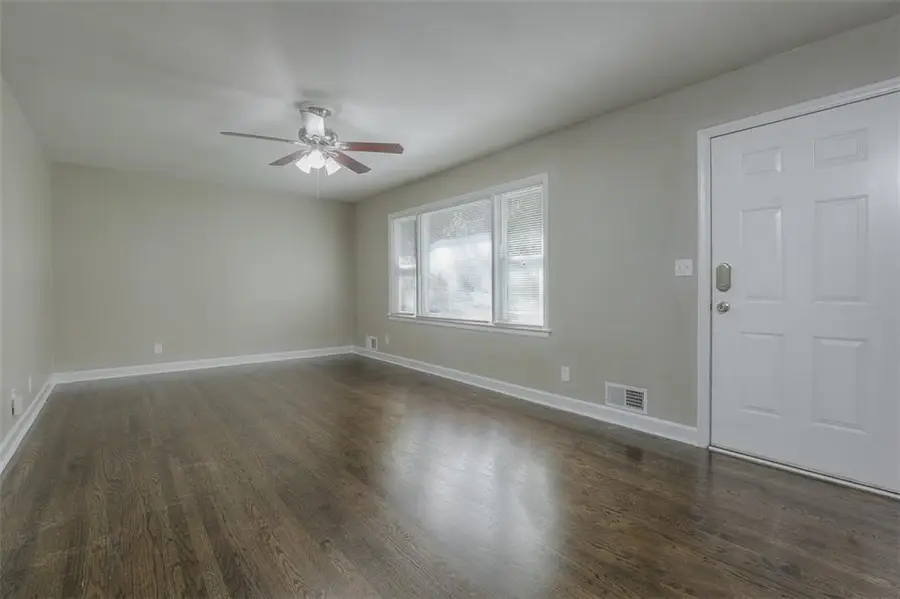 7209 Oxford Avenue, Raytown, MO 64133 - #2