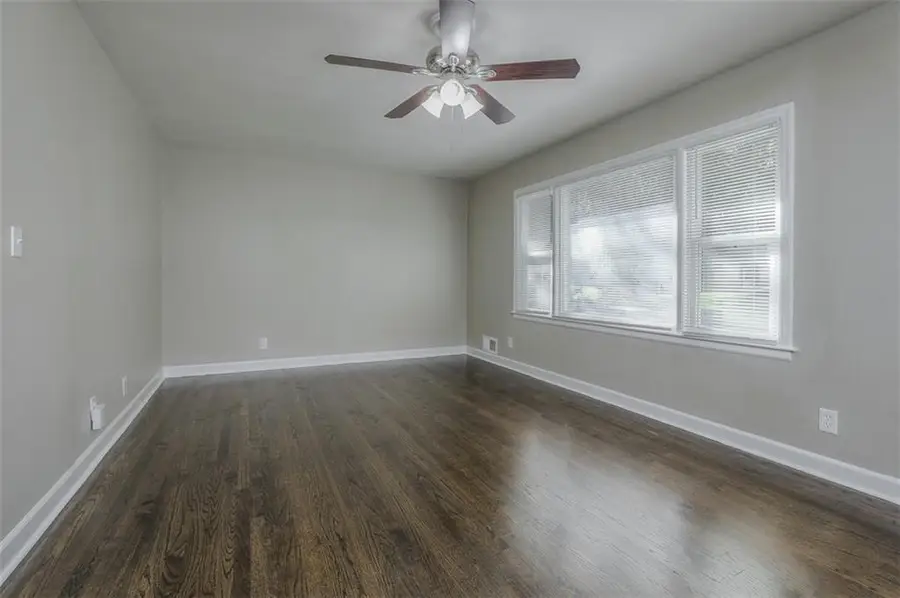 7209 Oxford Avenue, Raytown, MO 64133 - #3