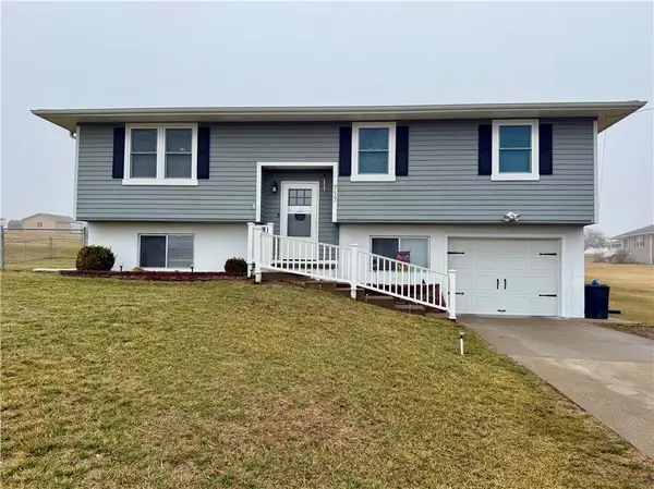 717 E South Avenue, Maryville, MO 64468