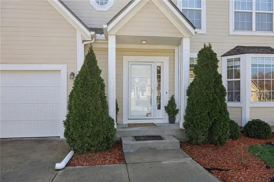 18527 W 153 Place, Olathe, KS 66062 - #3