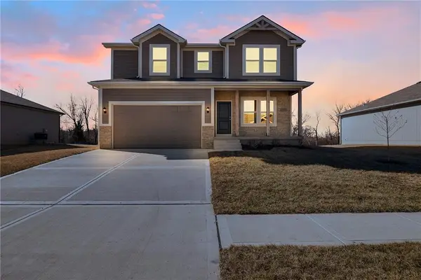 612 Wild Lupine Lane, Raymore, MO 64083