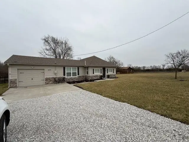 31375 Metcalf Road, Louisburg, KS 66053 - #2