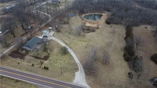 14298 Leavenworth Road, Basehor, KS 66007