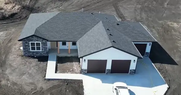 1001 George Court, Effingham, KS 66023